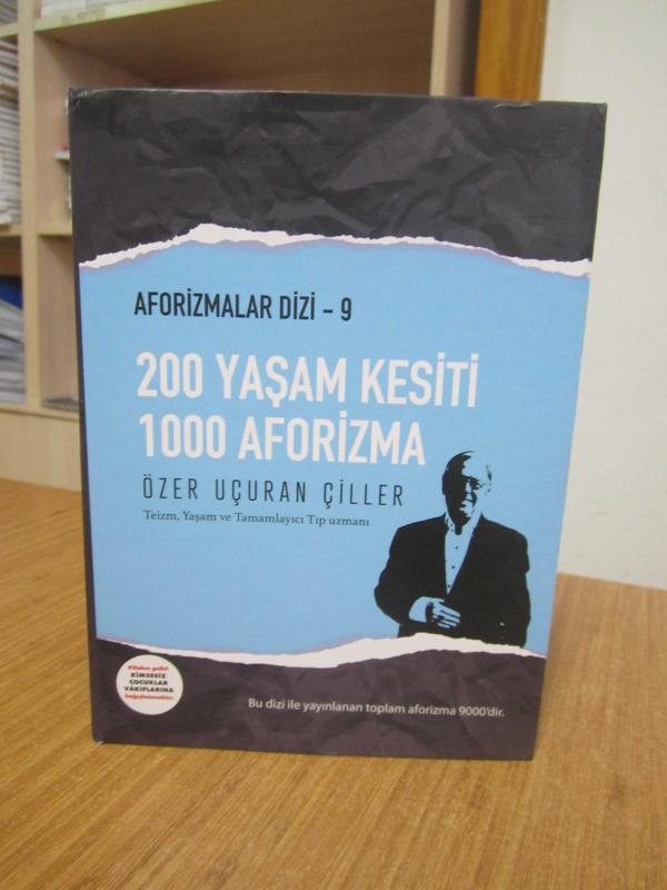 200 Yaşam Kesiti 1000 - Özer Uçuran Çiller Aforizmalar Dizi - 9