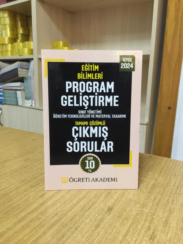 2024 KPSS Eğitim Bilimleri Program Geliştirme Tamamı Çözümlü Çıkmış Sorular (Roman Boy) Öğreti Akademi