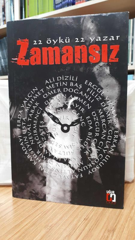 22 Öykü 22 Yazar Zamansız