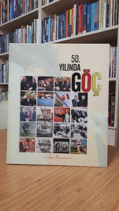 50. Yılında Göç [ Büyük Boy ]