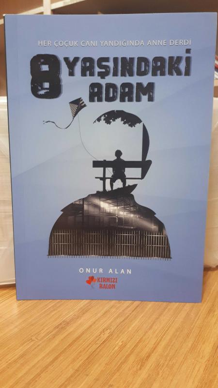8 Yaşındaki Adam