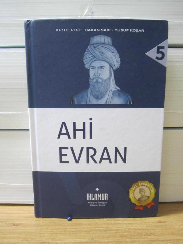 Ahi Evran - Hakan Sarı - Yusuf Koşar - Ciltli