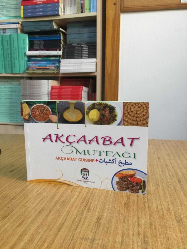 AKÇAABAT MUTFAĞI (Türkçe-İngilizce-Arapça)