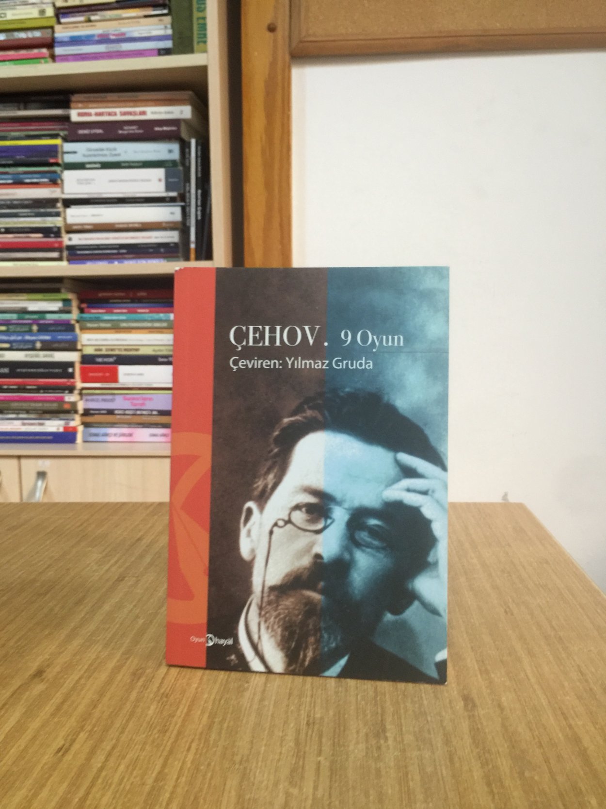 Anton Çehov 9 Oyun / Çeviren: Yılmaz Gruda