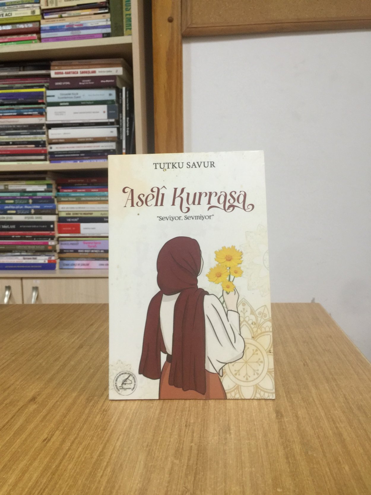 Aseli Kurrasa (Sarı Papatya Çiçeği) - Tutku Savur