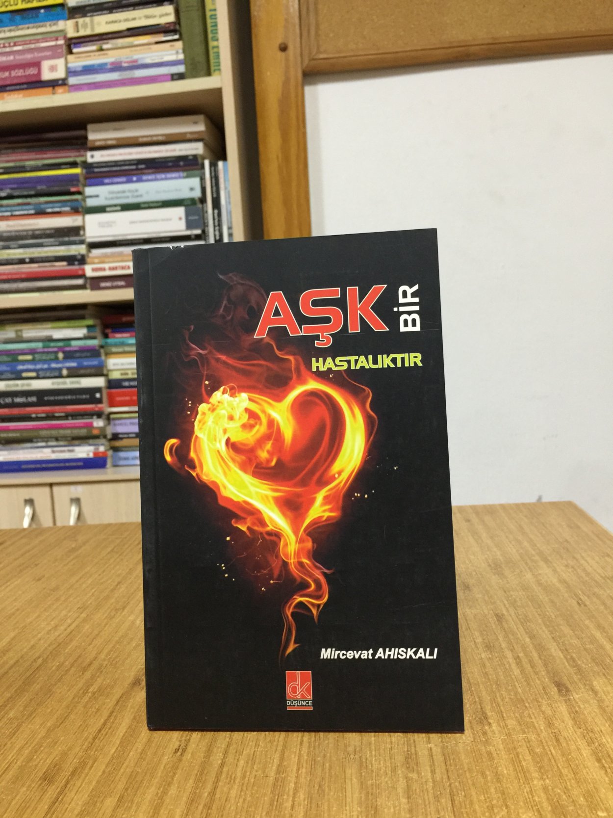 Aşk Bir Hastalıktır - Mircevat Ahıskalı