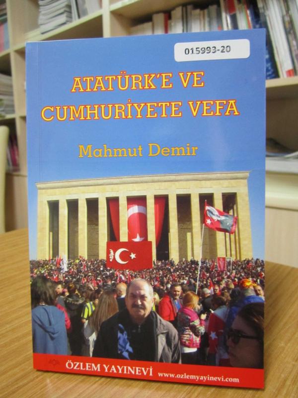 Atatürk'e ve Cumhuriyete Vefa