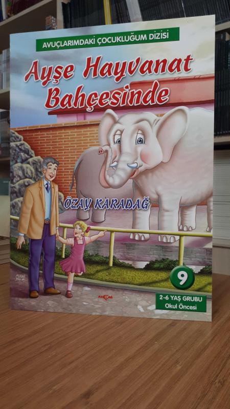 Avuçlarımdaki Çocukluğum Dizisi 9: Ayşe Hayvanat Bahçesinde