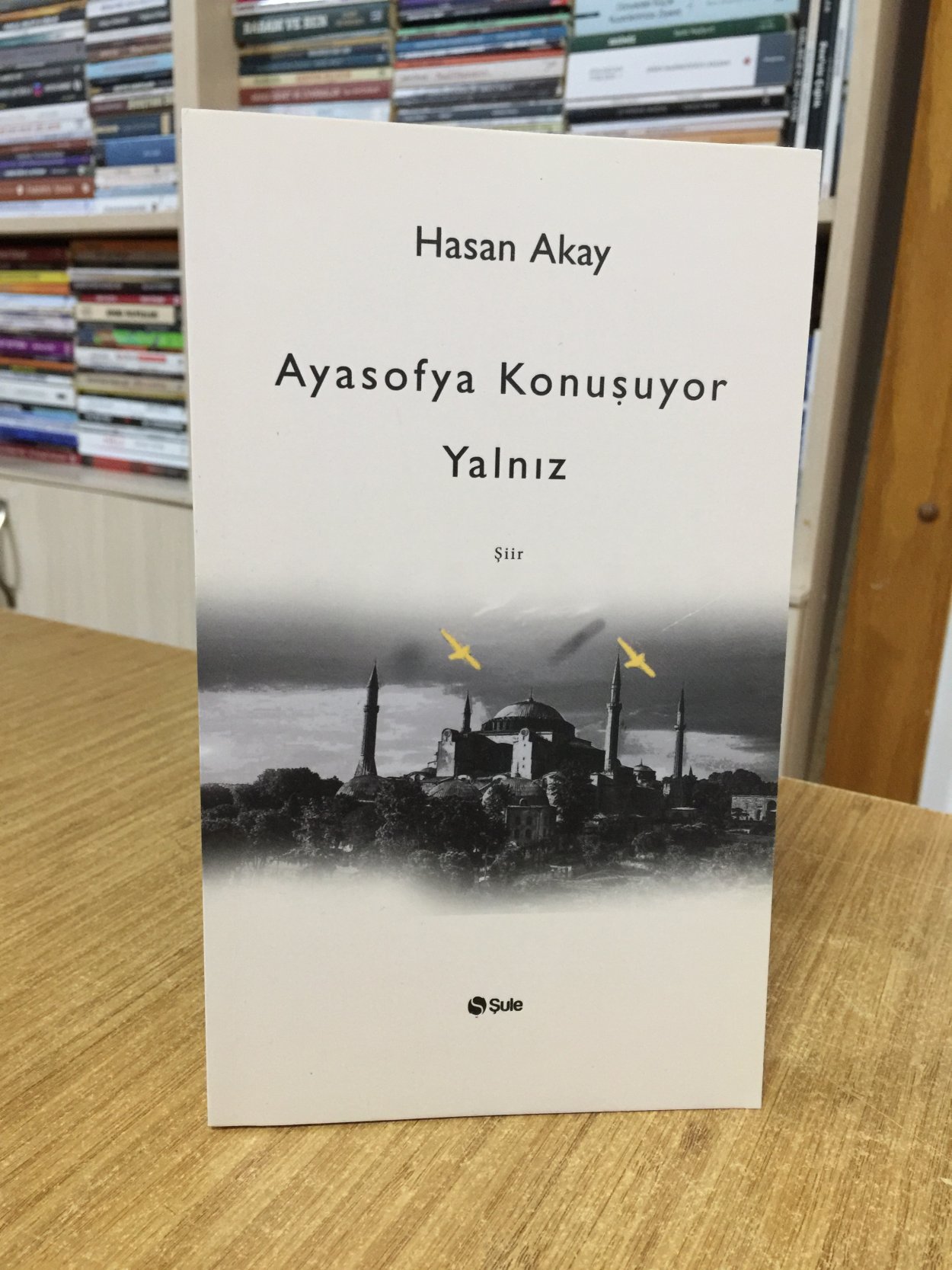 Ayasofya Konuşuyor Yalnız - Hasan Akay