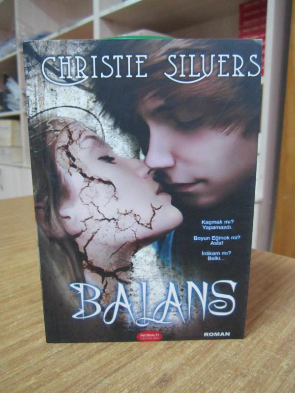 Balans - Christie Silvers ( Orijinal Adı: A Midnight Infatuation )