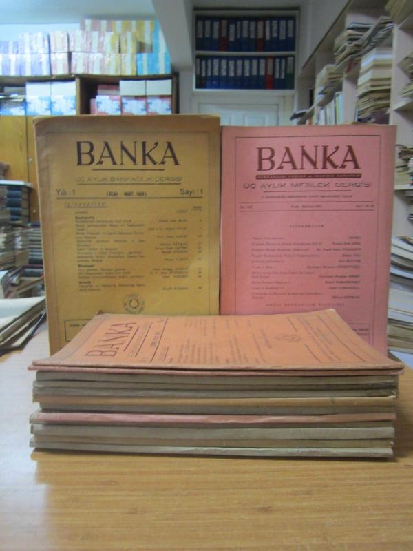 BANKA Üç Aylık Bankacılık Dergisi - 1949'dan 1956'ya Kadar Yayınlanmış 14 Farklı Sayı Mevcut (Sayılar Açıklamada)
