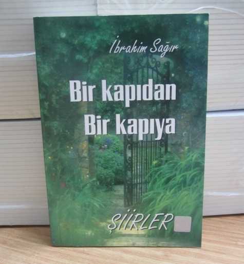 Bir Kapıdan Bir Kapıya Şiirler