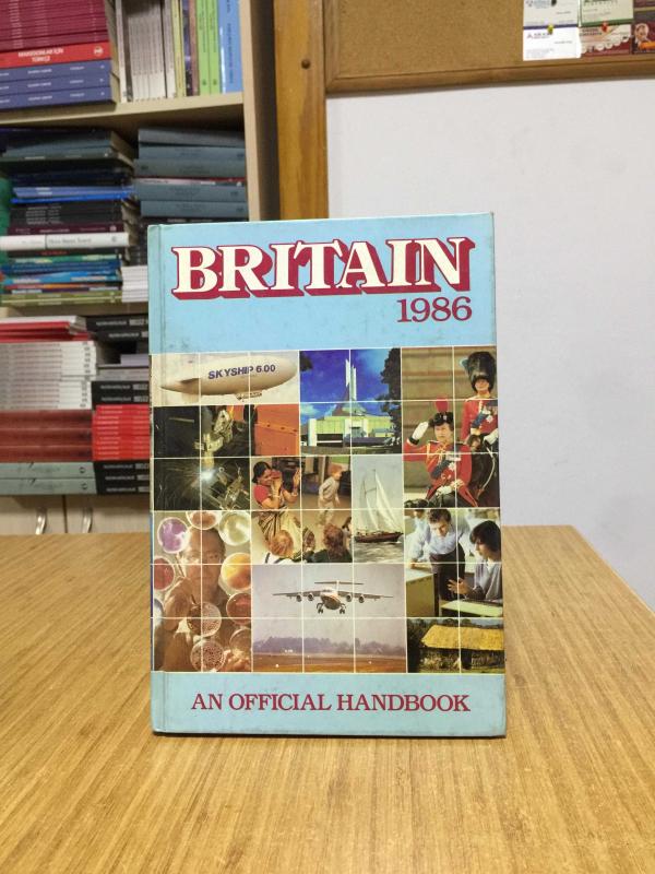 BRITAIN 1986 An Official Handbook [Hardcover]