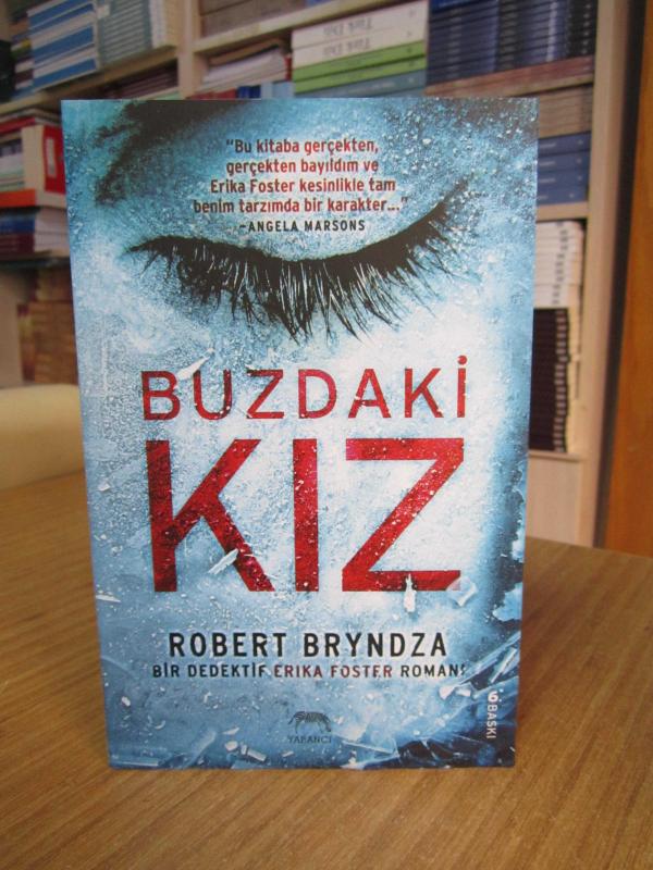 Buzdaki Kız - Robert Bryndza [6.Baskı]