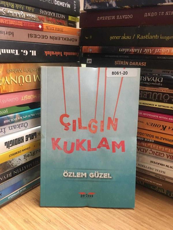 Çılgın Kuklam - Özlem Güzel