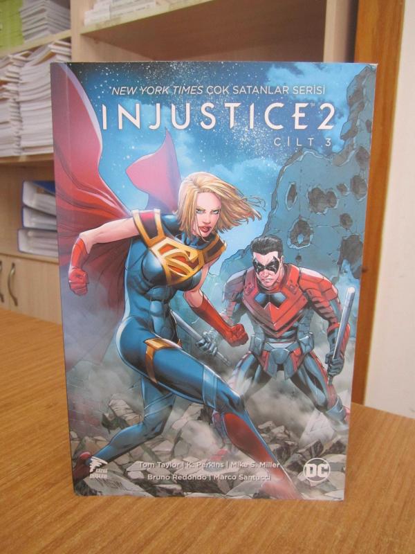 DC Injustice 2 - Cilt 3