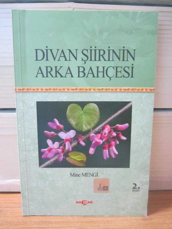 Divan Şiirinin Arka Bahçesi (2.Baskı) - Mine Mengi