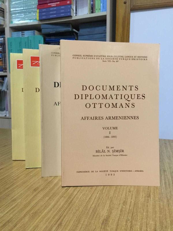 Documents Diplomatiques Ottomans Affaires Armeniennes ( VOL 1 - 4)