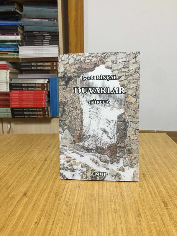 Duvarlar (Şiirler) - Şevki Dinçal