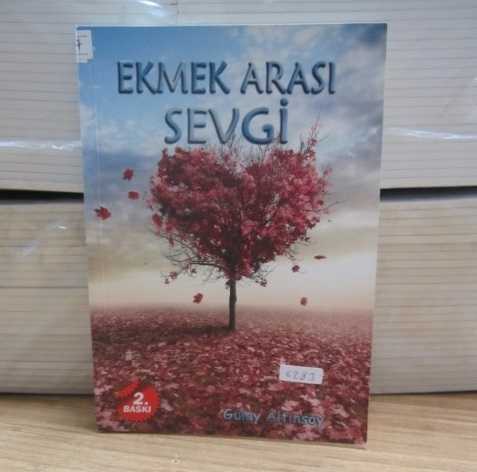 Ekmek Arası Sevgi