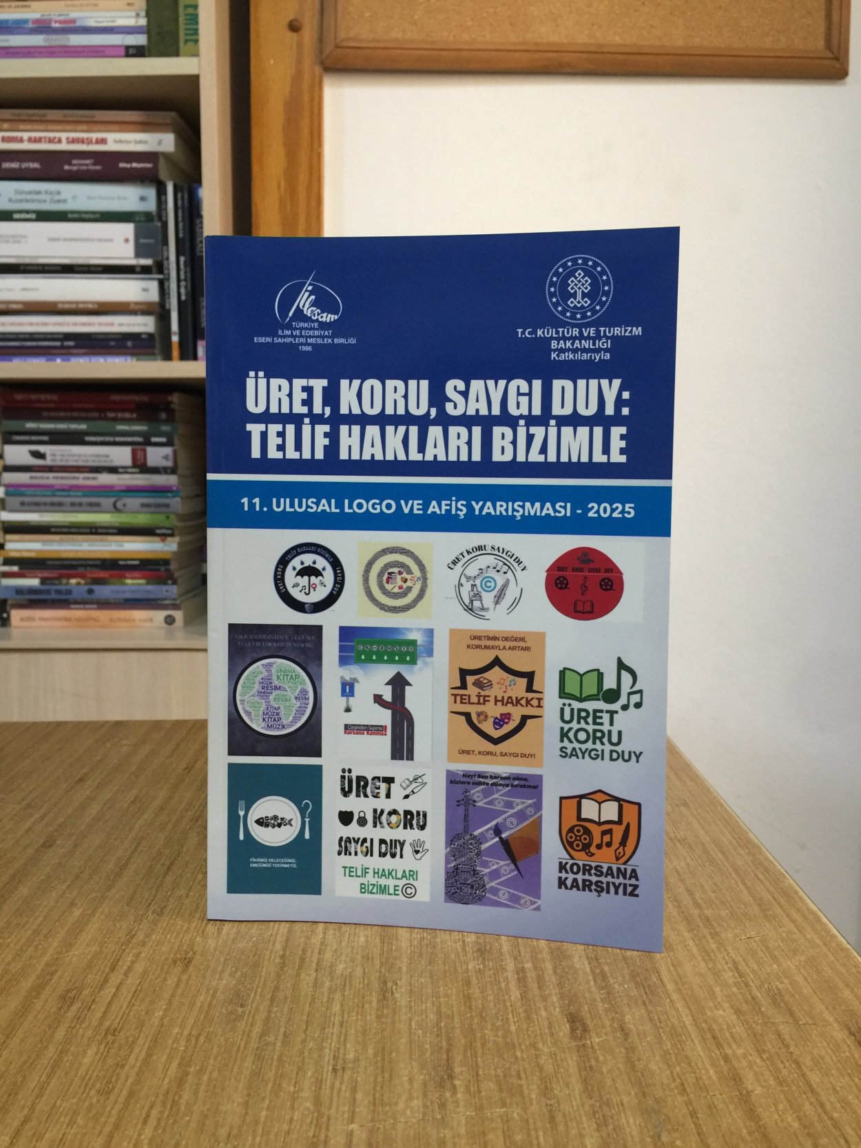 Esere Saygılı Korsana Karşıyız - 11. Ulusal Slogan Logo ve Afiş Yarışması (2025)