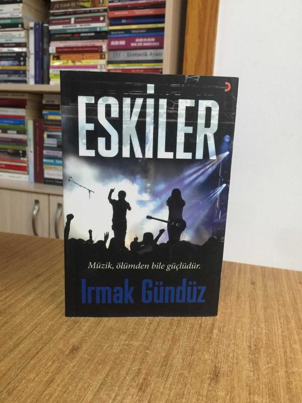 Eskiler Müzik Ölümden Bile Güçlüdür - Irmak Gündüz