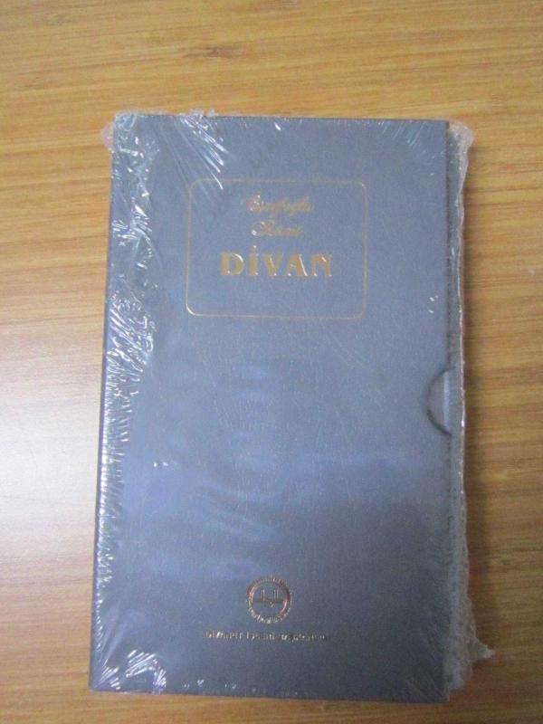 Eşrefoğlu Rumi Divan (Kutulu - Sıfır - Jelatinli)