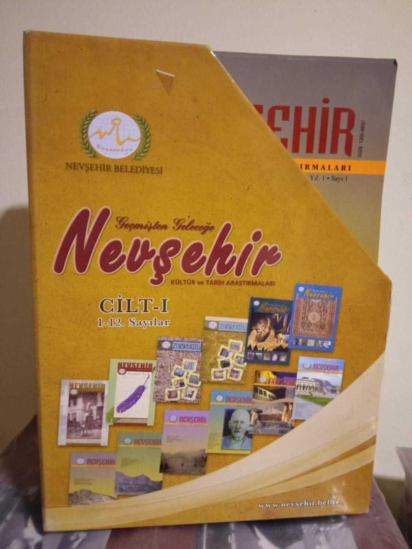 Geçmişten Geleceğe Nevşehir Kültür ve Tarih Araştırmaları - 2005-2009 Yılları Cilt 1 (1-12. Sayılar) Özel Kutusunda Takım