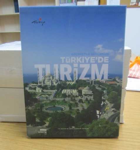 Geçmişten Günümüze Türkiye'de Turizm - Ciltli