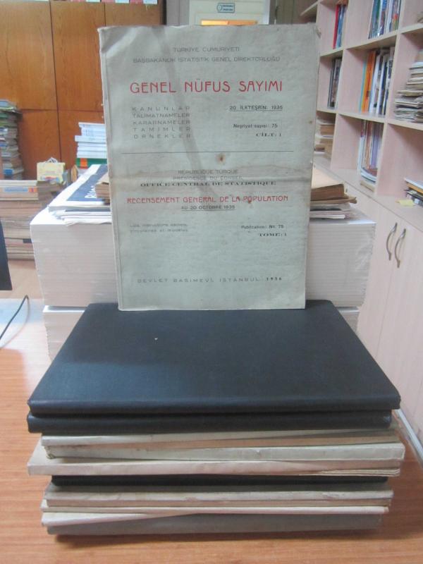 Genel Nüfus Sayımı - 1936'dan 1939'a Kadar 17 Cilt TAKIM - Ciltler: 1-3-8-14-26-28-32-41-45-46-51-53-57-59-60 - Başbakanlık İstatistik Genel Direktörl