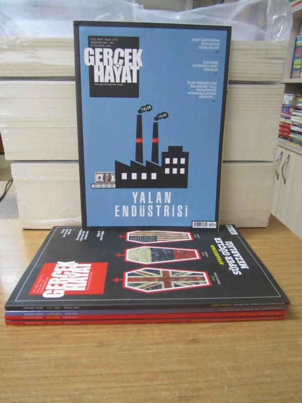 Gerçek Hayat Dergisi - 2021 Yılı Ağustos-Aralık ve Arası 5 Sayı TAKIM (Sayılar: 1070-1071-1072-1073-1074)