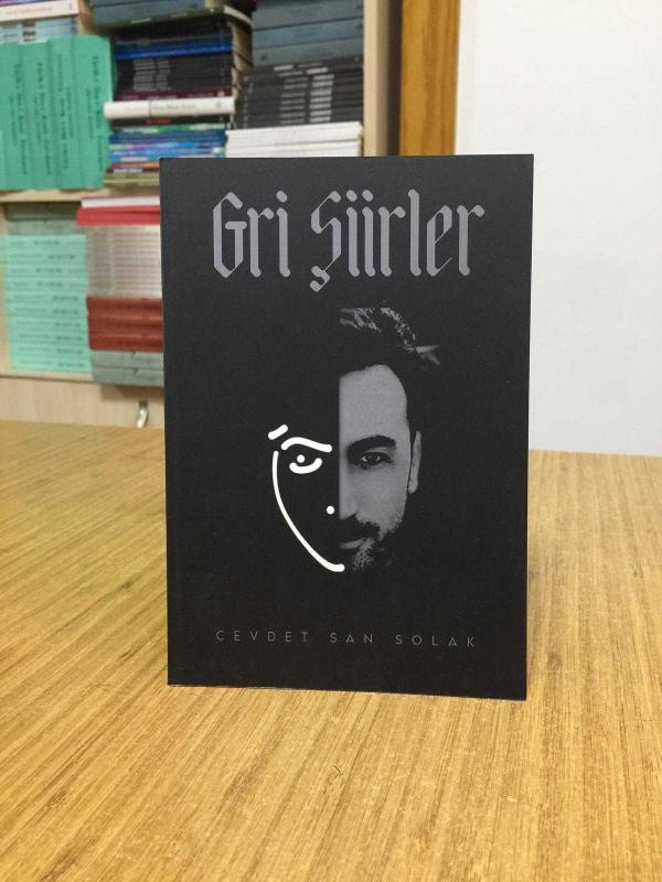 Gri Şiirler - Cevdet San Solak
