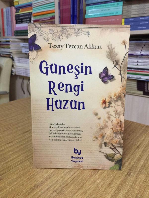 Güneşin Rengi Hüzün - Tuğba Tezcan Akkurt