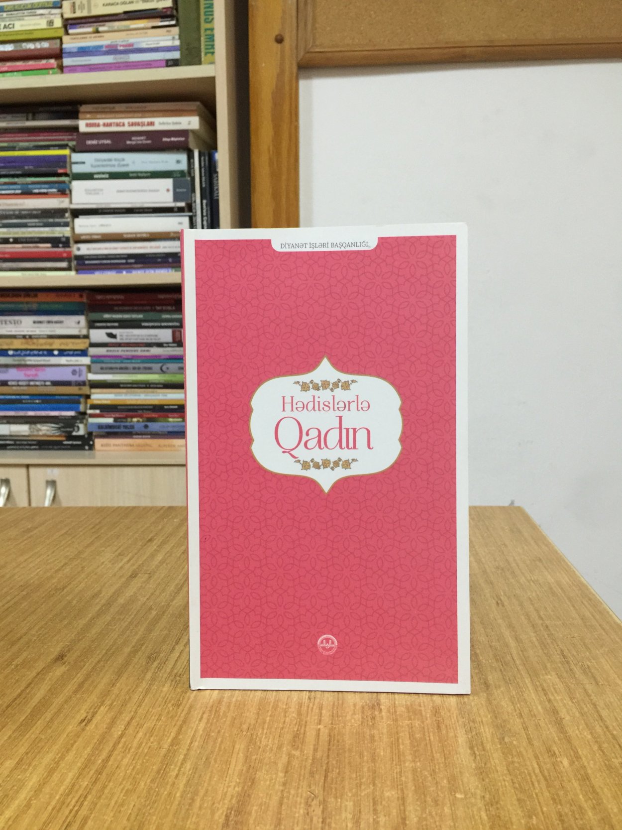 Hadislerle Kadın (Azerbaycan Türkçesi) Diyanet İşleri Başkanlığı Yayınları
