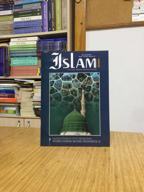 Islam Magazine Altınoluk Une Revue Religieuse Litteraire et Sociale - Nr 39 - Janvier - Juin 2023