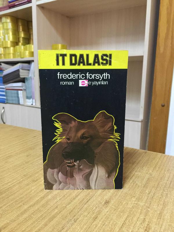 İt Dalaşı - Frederic Forsyth
