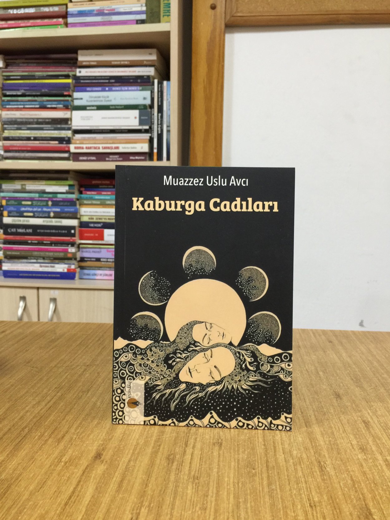 Kaburga Cadıları - Muazzez Uslu Avcı