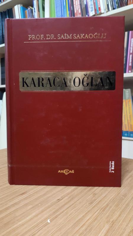 Karacaoğlan - Prof. Dr. Saim Sakaoğlu (Ciltli)