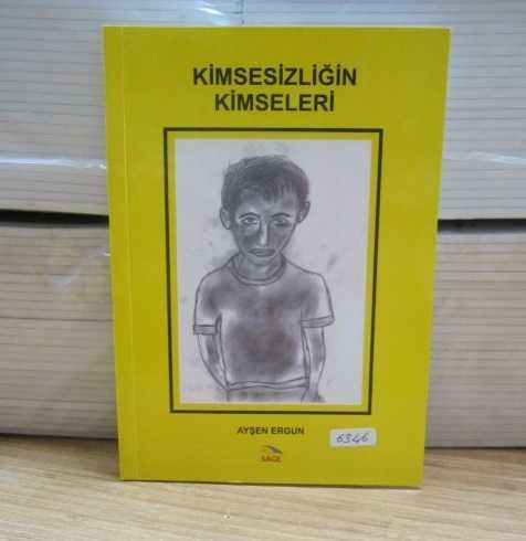 Kimsesizliğin Kimseleri
