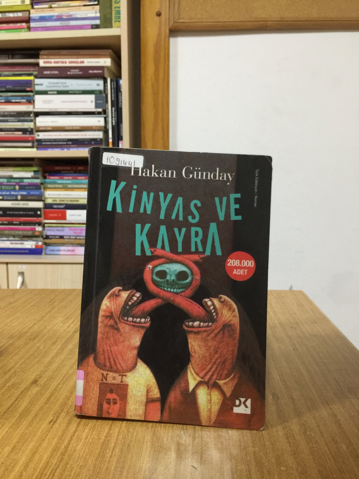 Kinyas ve Kayra - Hakan Günday