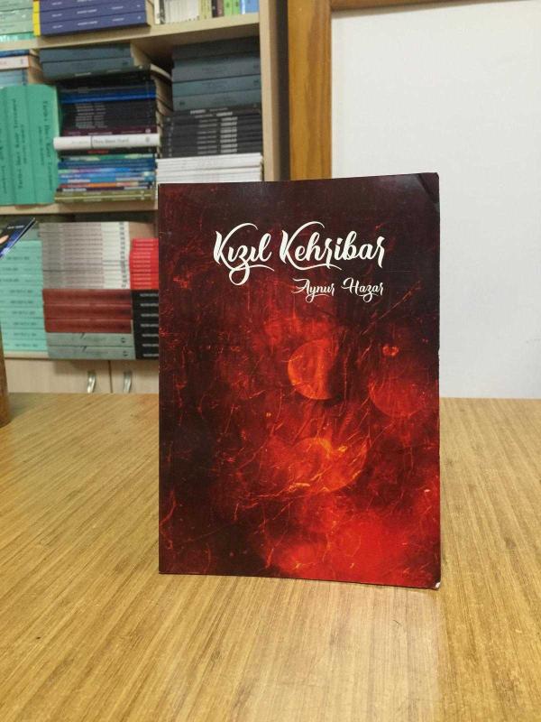 Kızıl Kehribar - Aynur Hazar