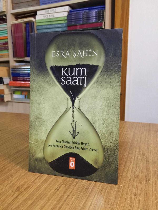 Kum Saati - Esra Şahin