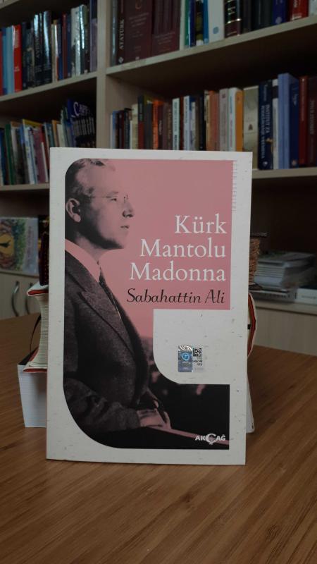 Kürk Mantolu Madonna - Sabahattin Ali