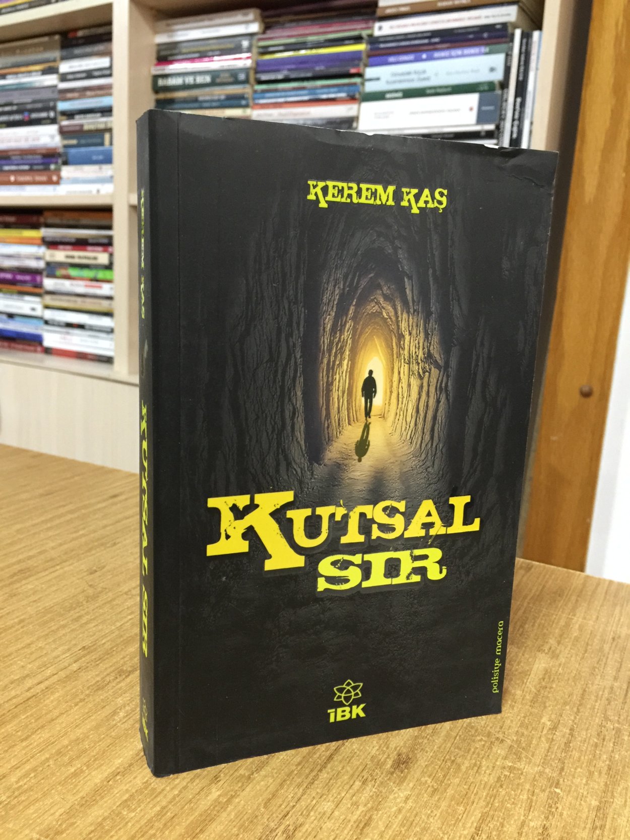 Kutsal Sır - Kerem Kaş
