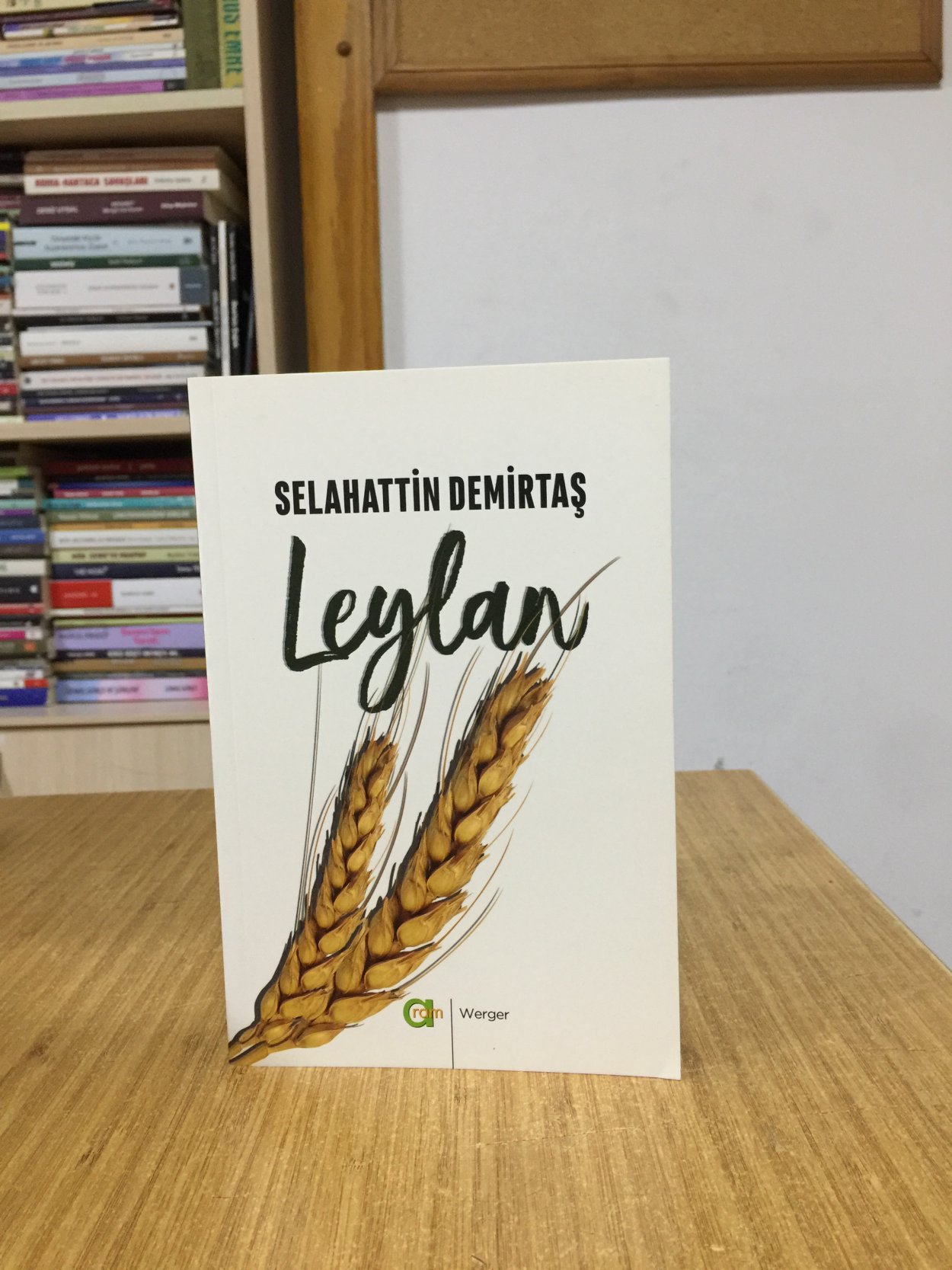 Leylan - Selahattin Demirtaş (Kürtçe)
