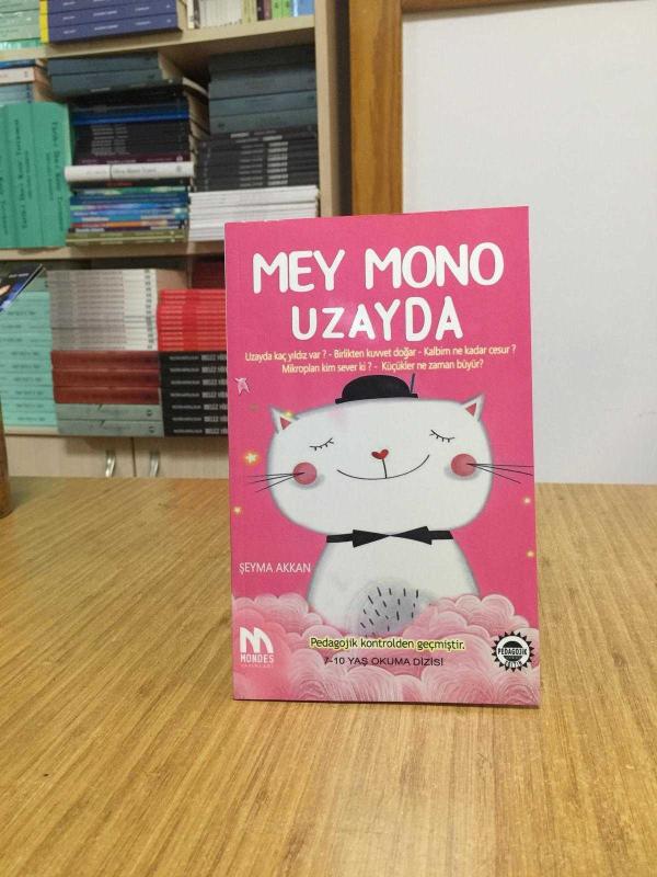 Mey Mono Uzayda - Şeyma Akkan