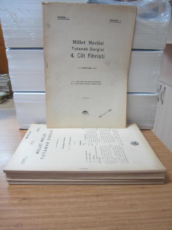 MİLLET MECLİSİ TUTANAK DERGİSİ - 1.DÖNEM 1.TOPLANTI 4.CİLT / 1962 YILI 6 ADET (62-71-72-78-79) BİRLEŞİM TUTANAKLARI ve 4.CİLT FİHRİSTİ