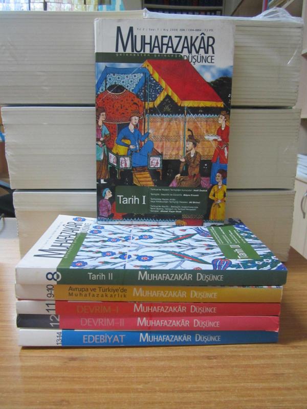 MUHAFAZAKAR DÜŞÜNCE Dergisi - Sayı 55 (Ekonomik ve Toplumsal Dönüşümün Mimarı Turgut Özal) & Sayı 58 (Gazi TBMM'nin Yüzüncü Yılı) TAKIM
