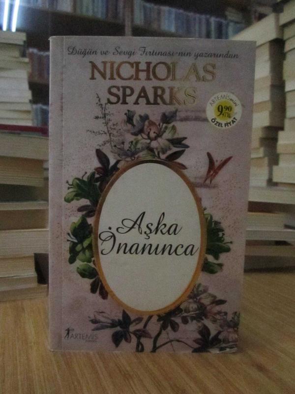 Nicholas Sparks - Aşka İnanınca (Cep Boy)