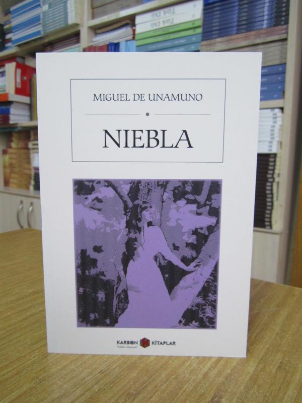 Niebla - Miguel de Unamuno